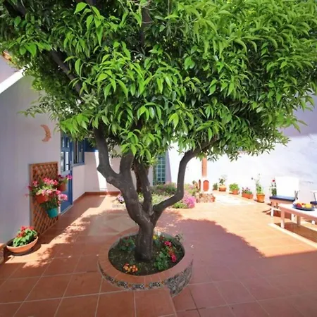 Holiday home Philoxenia
