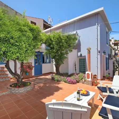 Prázdninový dům Philoxenia *