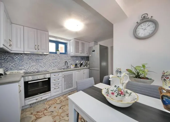 Case de vacanță Philoxenia